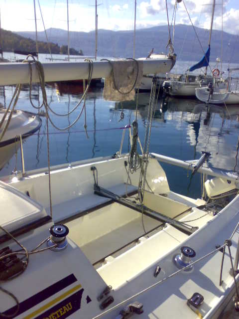 [Immagine: 2009211122553_Vela due.jpg]